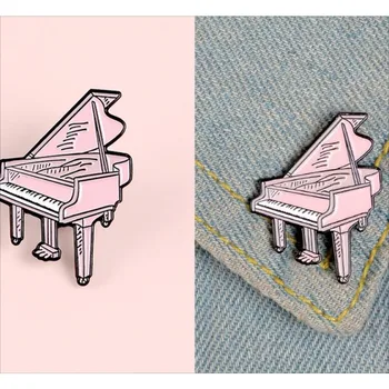 Moda Kişilik Karikatür Piyano Rozeti Yeni Pembe Piyano Broş Müzik Sevgilisi Takı Şapka Giyim Sırt Çantası Broş Hediyeler