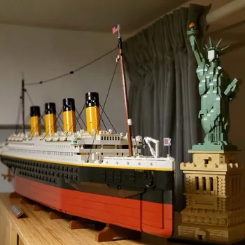 STOKTA 9090 adet Titani Uyumlu 10294 Titanic Büyük Cruise Tekne Gemi Vapur Tuğla Yapı Taşları Çocuk Dıy Oyuncaklar Hediyeler