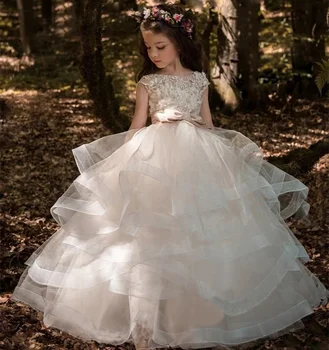 Yeni Prenses Balo Kız Elbise İlk Communion Balo Kostümleri Elbiseler Çiçek Boncuk Dantel Aplike Yay Katmanlı Ruffles