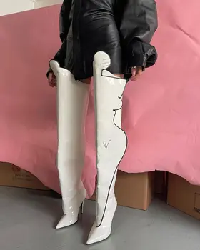 Sivri Burun Diz Çizmeler Üzerinde Patchwork Siyah Trim Stiletto Benzersiz Ekstra Uzun Sahne Botları Stiletto Pürüzsüz Üst kadın ayakkabısı