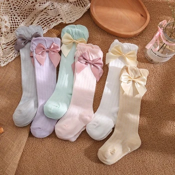 Yeni Yaz Bebek Kız Çorap Sevimli Büyük Yaylar Yumuşak Pamuklu Elastik Düz Renk Örgü Yenidoğan Çorap Diz Yüksek Uzun Yürümeye Başlayan Kız Çorap