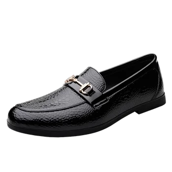 Erkek Loafer'lar Moccasins İtalyan Nefes Kayma Erkek Tekne Ayakkabı Artı Boyutu Hakiki Deri erkek ayakkabısı Rahat Lüks Marka Resmi