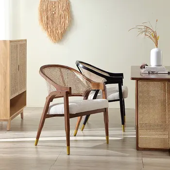 İskandinav Ahşap Rattan Oturma Odası Sandalyeleri Retro Yemek Sandalyesi Eğlence tasarımcı kanepesi Sandalye Konfor Arkalığı Koltuk Ev Mobilyaları