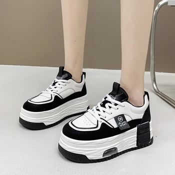 Bahar Yeni Kadın Beyaz Tıknaz Ayakkabı vulkanize ayakkabı 6CM Platformu koşu ayakkabıları Bayanlar Siyah rahat ayakkabılar Tenis Kadın 2023