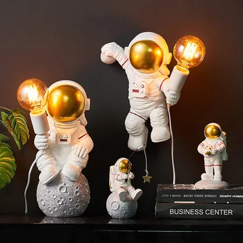 Iskandinav Astronauta Heykelcik Heykel Ev Dekor Masa Yatak Odası Oturma Süsler Figürler Dekor Aksesuar Heykeli Uzay Teması