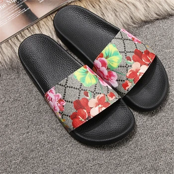 Kadın Yaz mektup Terlik casual streetwear Sandalet Kadınlar Lüks Çiçek Terlik Açık kaymaz plaj ayakkabısı Boyutu 35-46