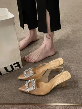 2023 Yaz Kadın Sandalet Retro Kadın Ayakkabı Med Yüksek Topuklu Kızlar Sivri Taklidi Stiletto Orijinal Yeni Orta Kapalı Yüksek-hee