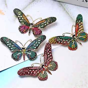 Yeni Böcek Kelebek Broş Çok Renkli kristal broşlar Kadınlar için Buket DIY Düğün Parti Takı Yaka Çiceği