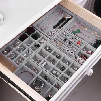 Basit Takı Ekran Kutusu Çevre Dostu Sınıflandırılmış Takılar Ekran Kutusu Kullanımlık Taşınabilir Mücevher Kutusu Dresser Dekor