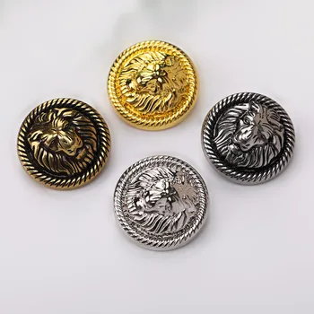 10 Adet/grup Aslan Kafası Metal Düğmeler Giyim İçin DIY Vintage Saplı Yuvarlak Aslan Dekore Düğmeler